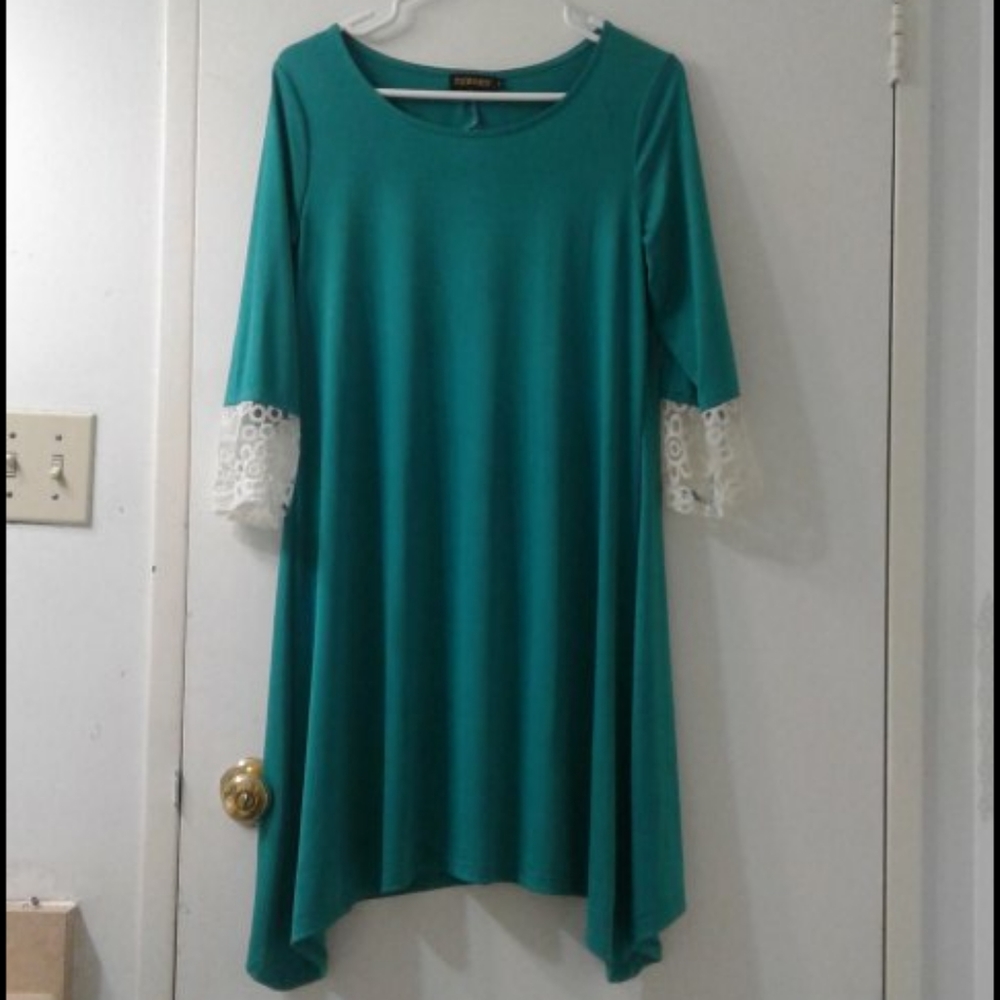 Blouse with a slit down the back